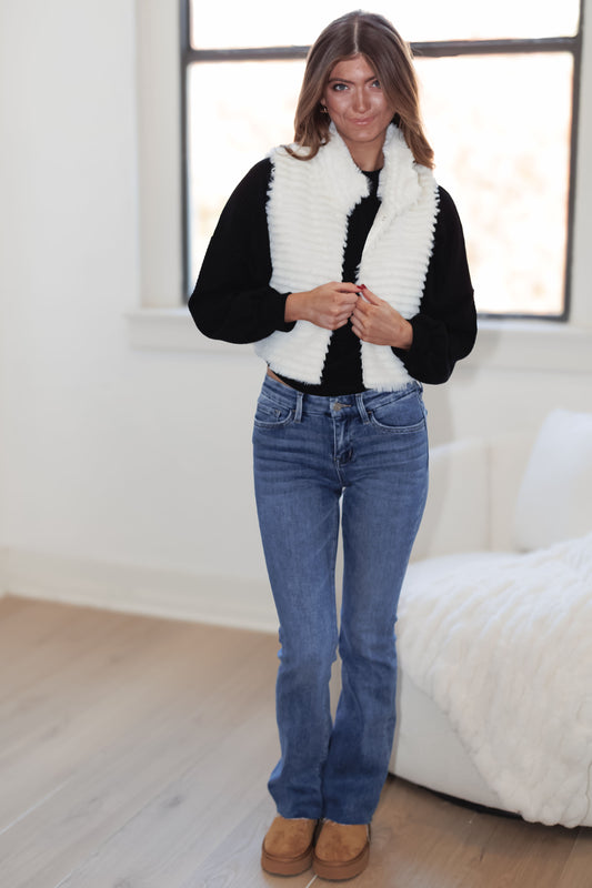 Ski Season Vest-Cream