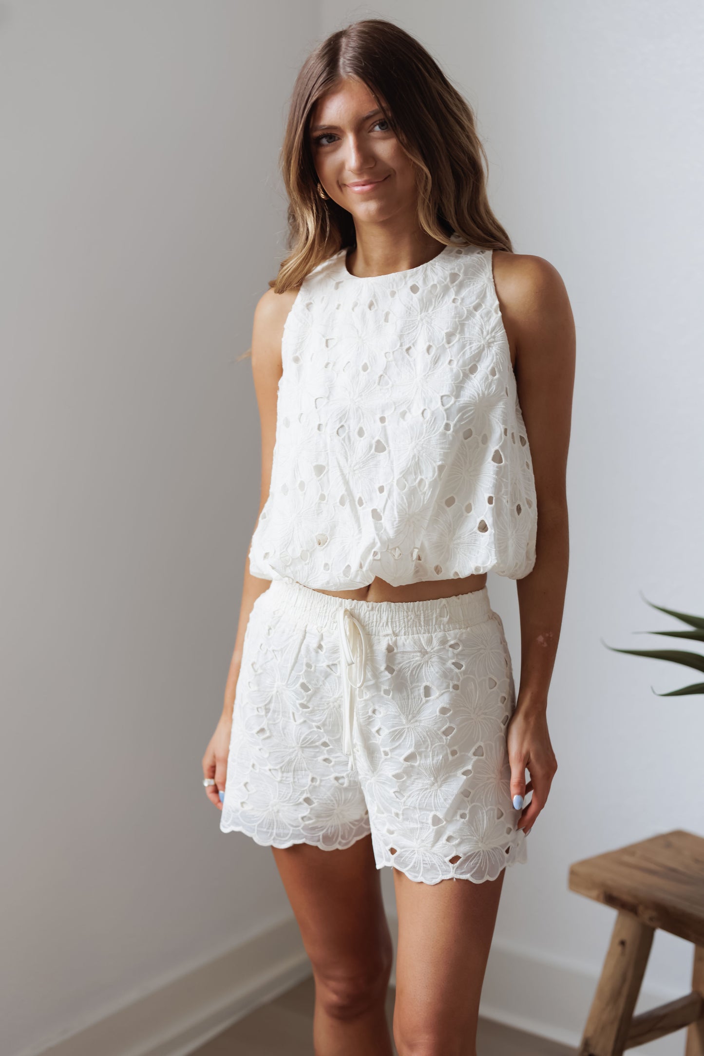 Good Days Shorts-Cream